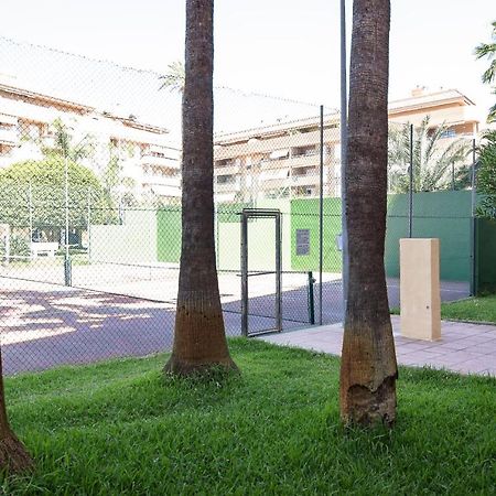 Beach Paradise Flat In Denia Centre W/ Large Pool Luaran gambar