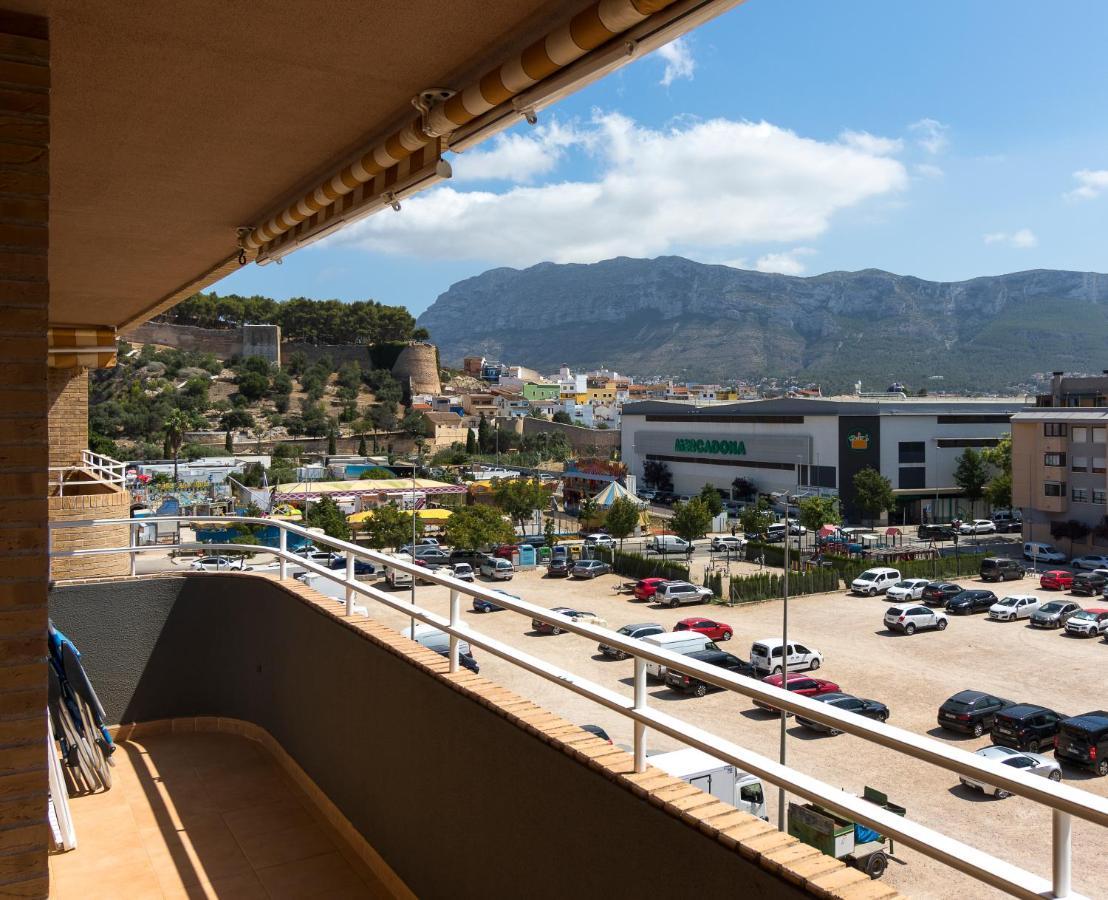 Beach Paradise Flat In Denia Centre W/ Large Pool Luaran gambar